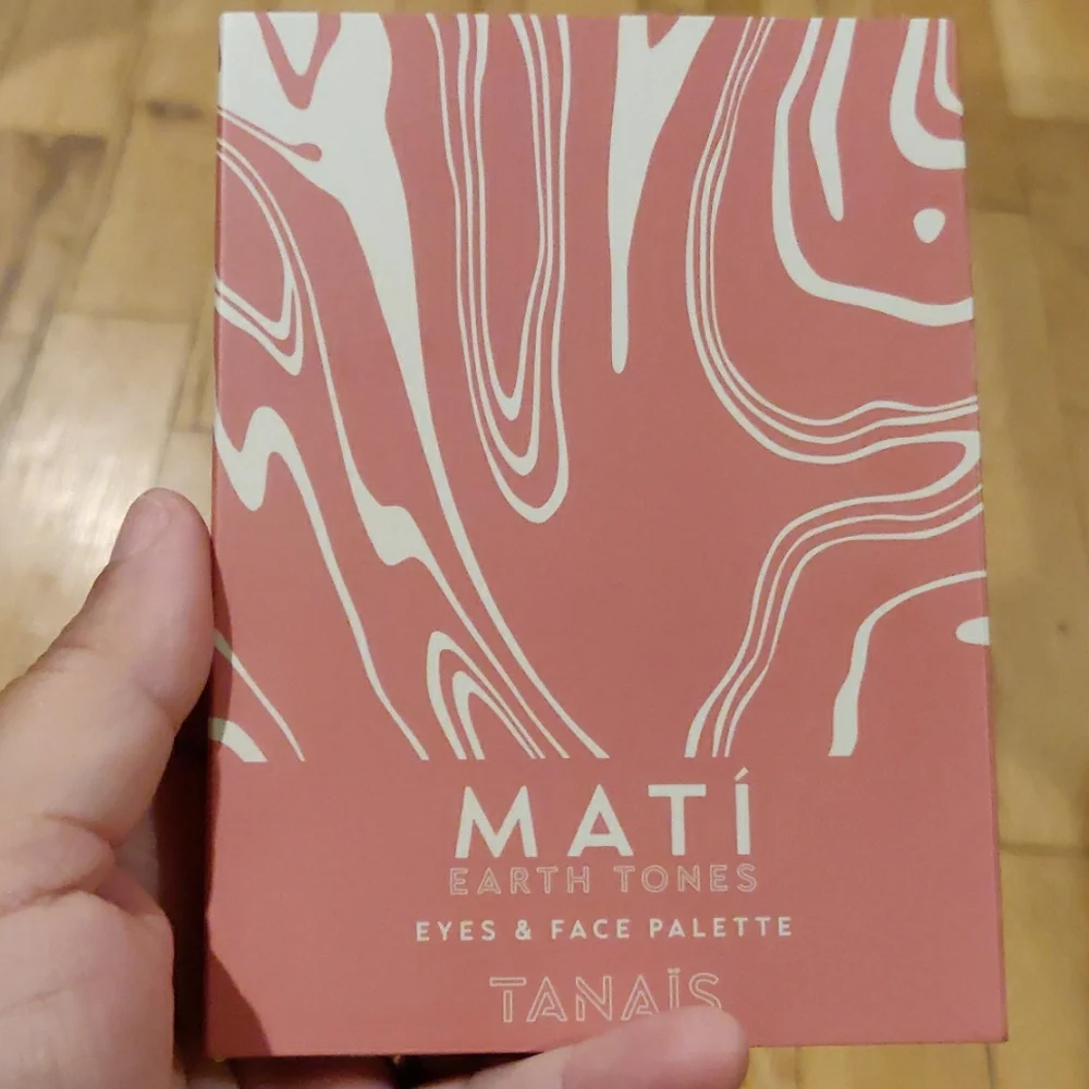 Tanais Mati Earthtones Eye and Face Palette